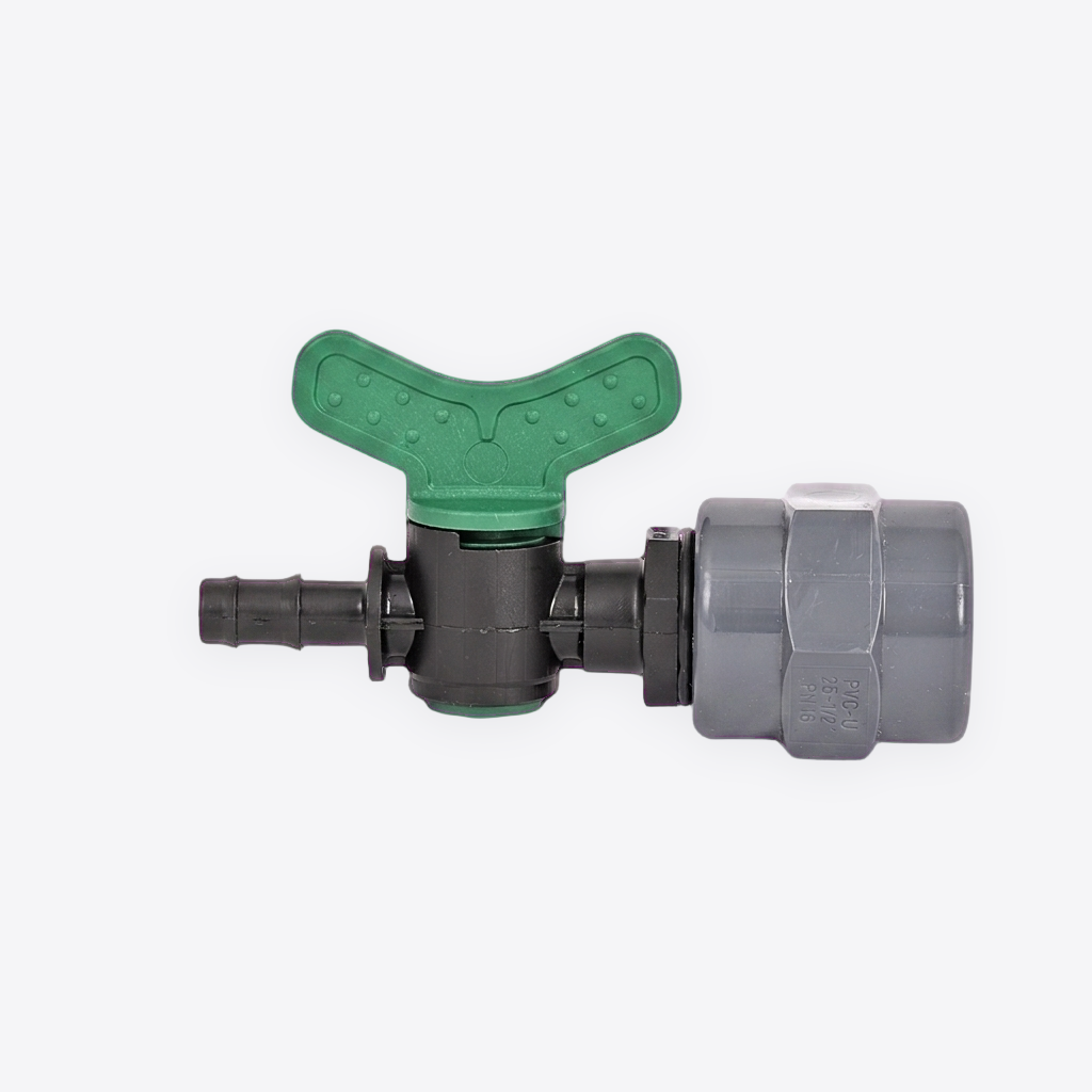 Verbindung zwischen PVC-Leitung 25 mm und Schlauch 9 mm